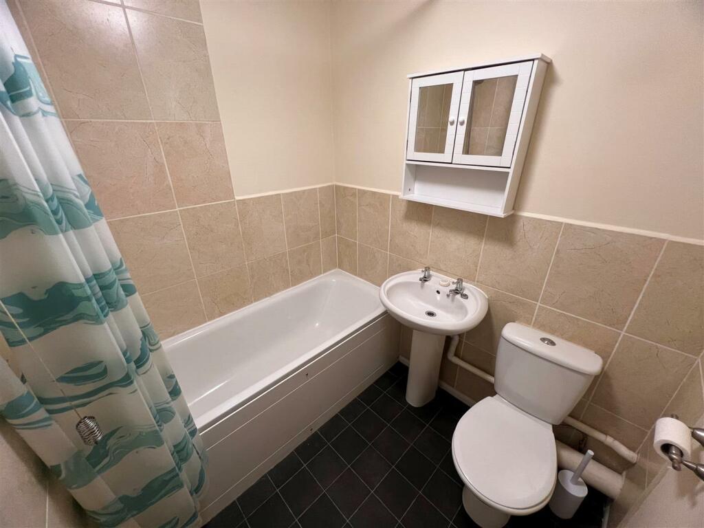 Additional property image - Perrymead, Worle, Weston-Super-Mare