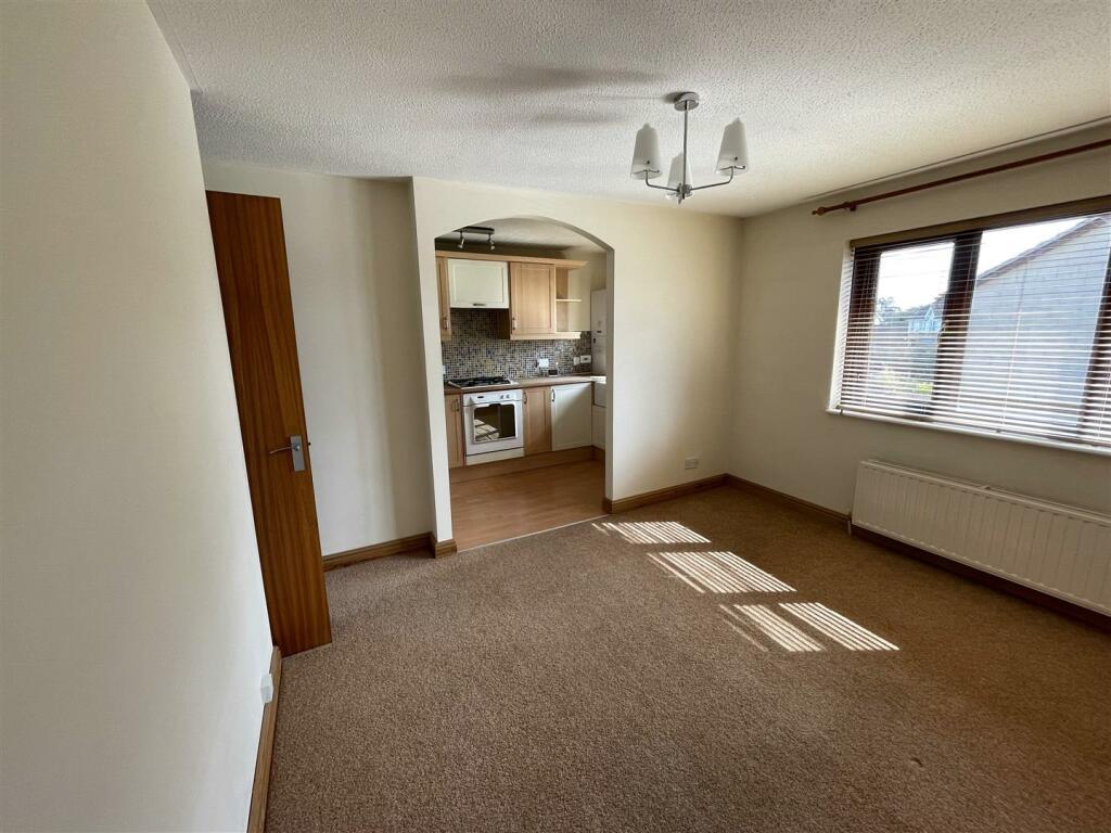 Additional property image - Appletree Court, Worle, Weston-Super-Mare