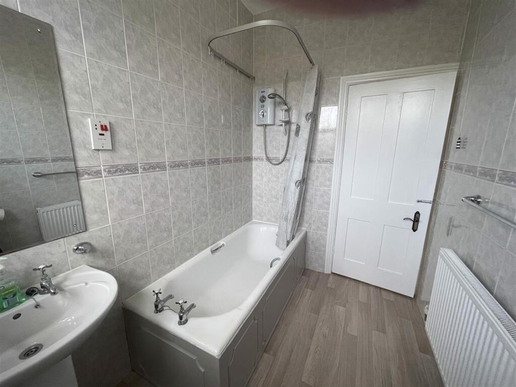 Additional property image - Clarence Grove Road, South Ward