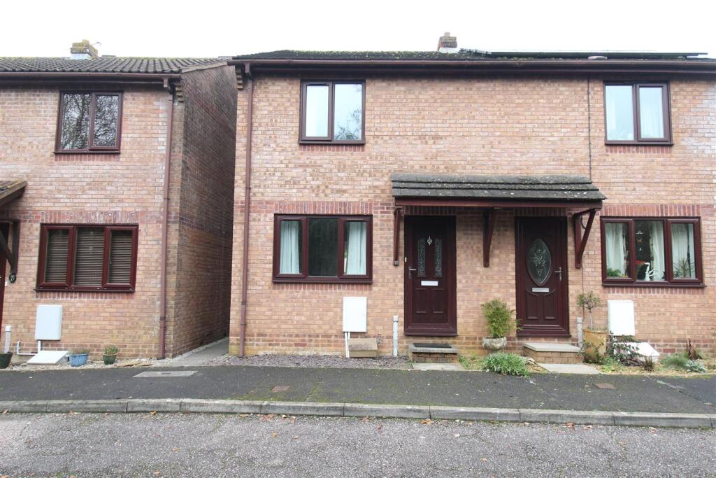 Main image of property: Weavers Close, Crewkerne