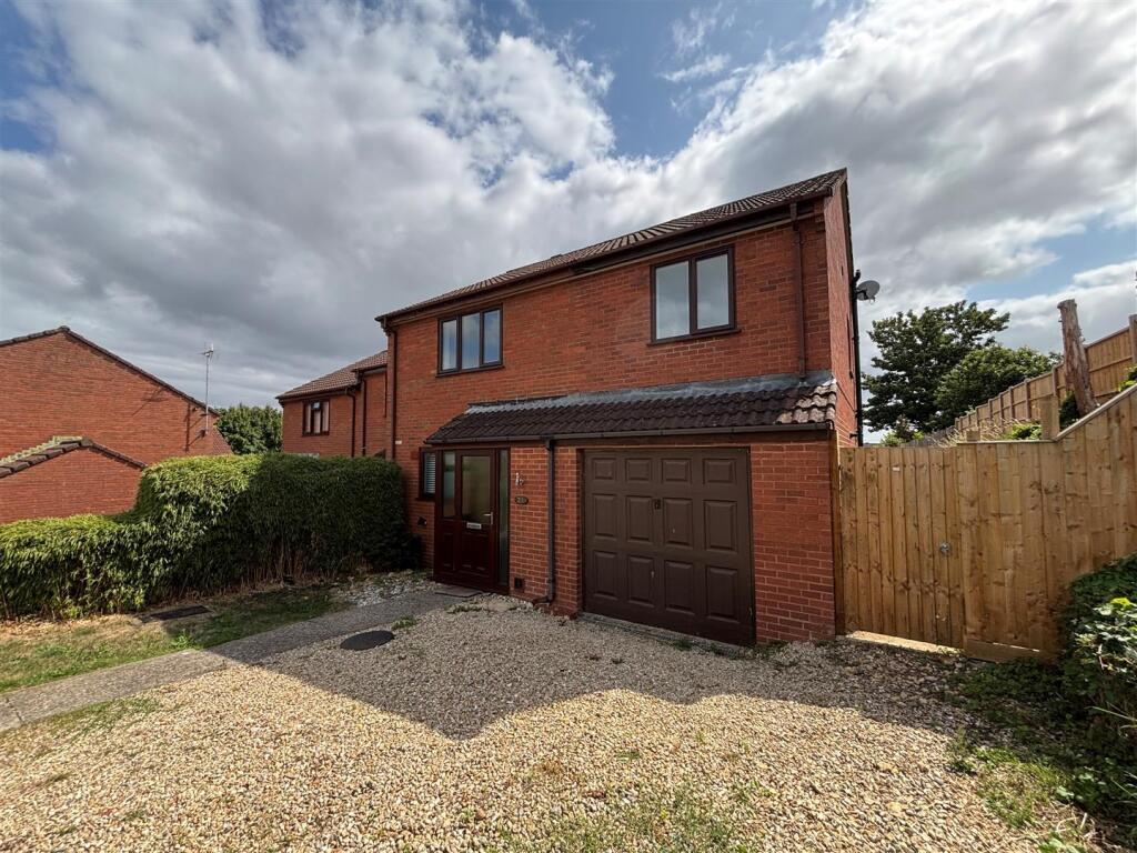 Main image of property: Orchard Rise, Crewkerne