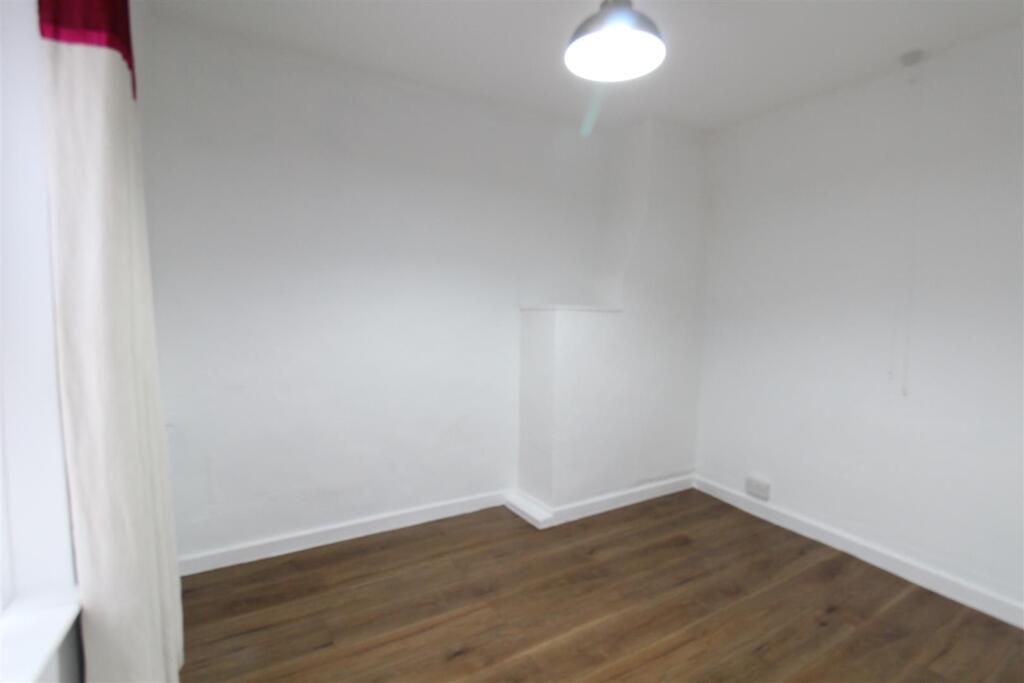 Additional image 9 of Eastland Road, Yeovil