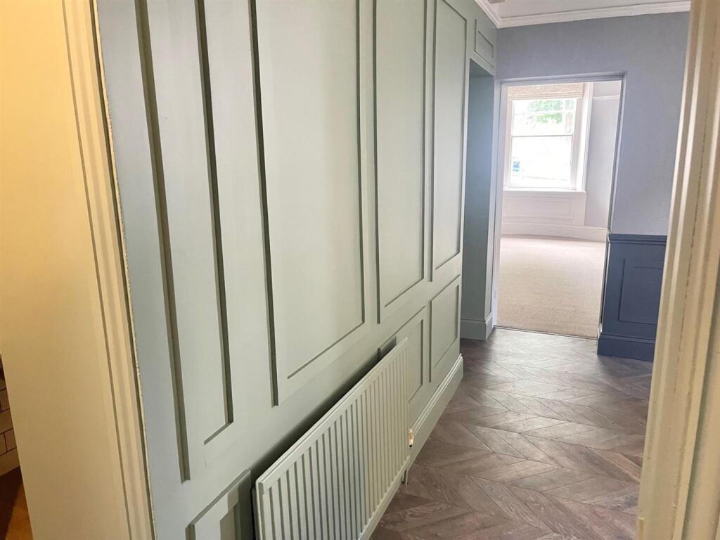 Additional property image - Flat 1 Pinehurst, 17 Bellevue Road, Clevedon