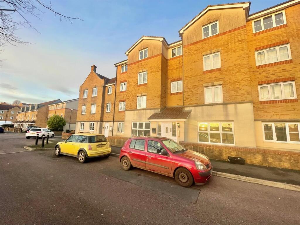 Main image of property: Bristol South End, Bedminster, Bristol