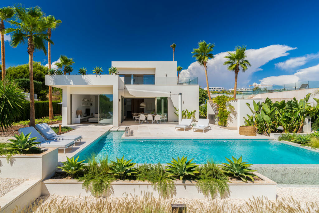 Main image of property: Valencia, Alicante