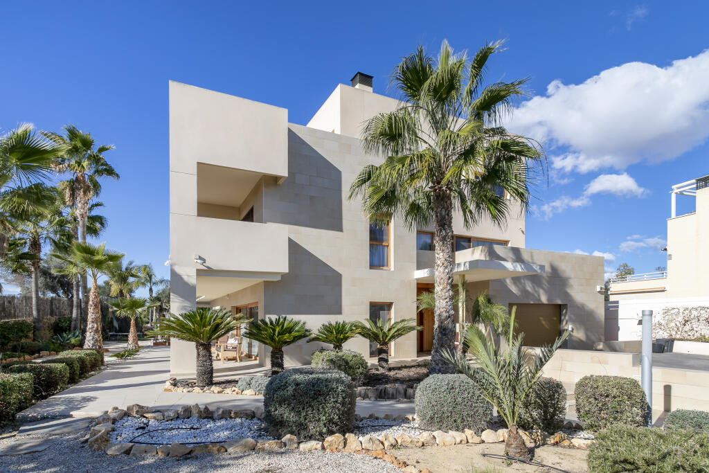 Main image of property: Valencia, Alicante