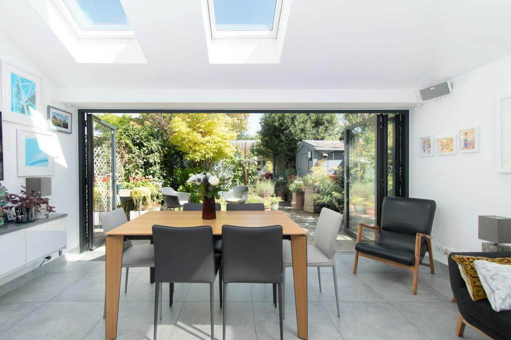 Additional property image - Pretoria Road, Cambridge, CB4 1HE