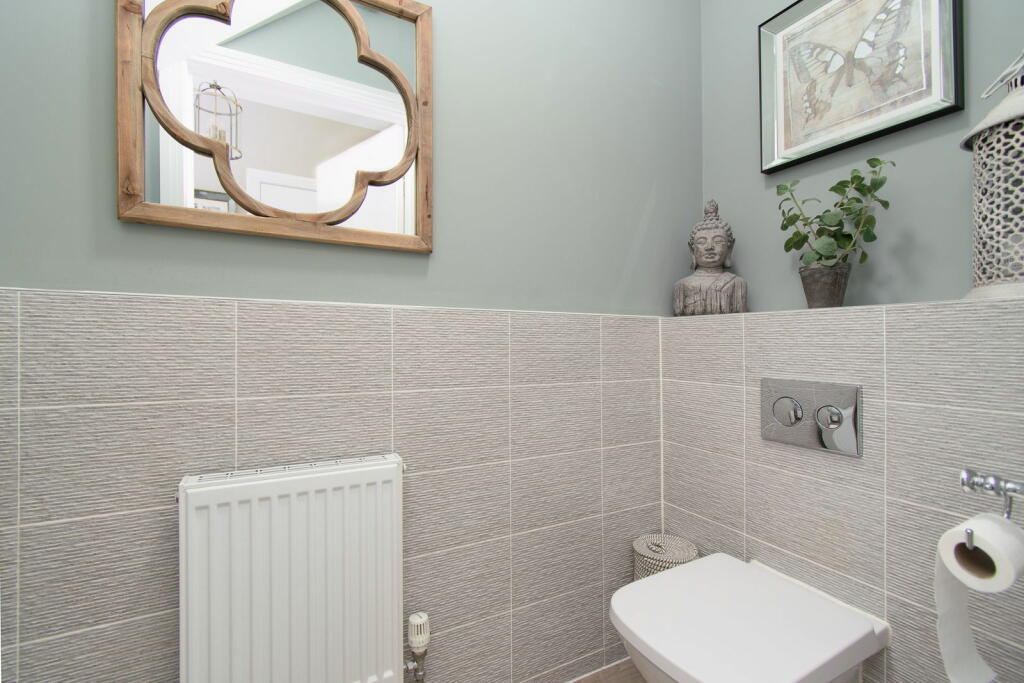 Additional property image - Highfields Caldecote, CB23 7BW