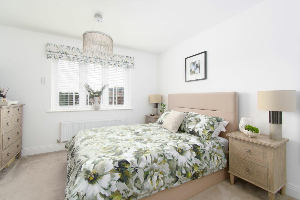 Additional property image - Highfields Caldecote, CB23 7BW