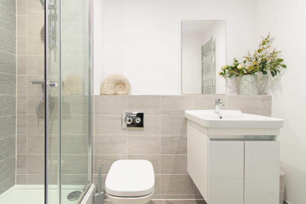 Additional property image - Highfields Caldecote, CB23 7BW
