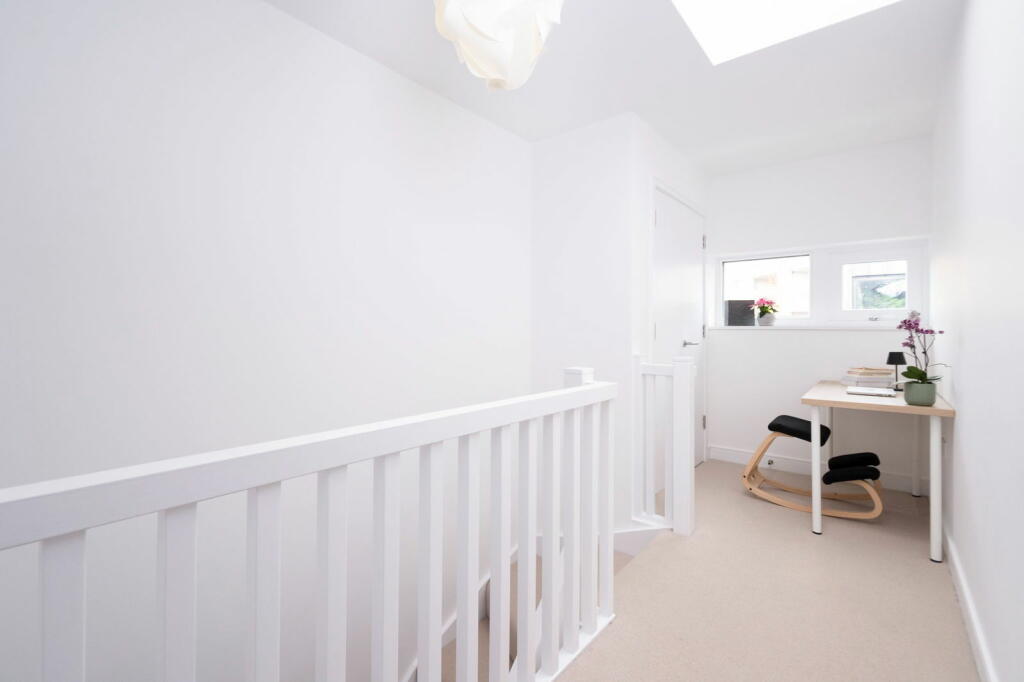 Additional property image - Dobson Way, Trumpington, Cambridge, CB2 9ES