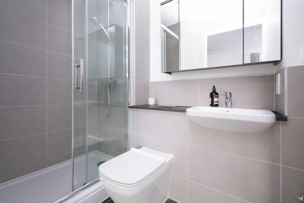 Additional property image - Dobson Way, Trumpington, Cambridge, CB2 9ES