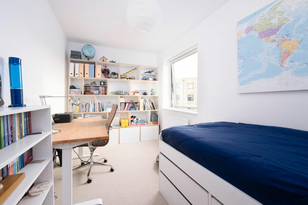 Additional property image - Dobson Way, Trumpington, Cambridge, CB2 9ES