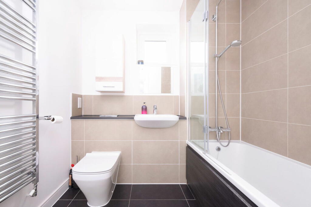 Additional property image - Dobson Way, Trumpington, Cambridge, CB2 9ES