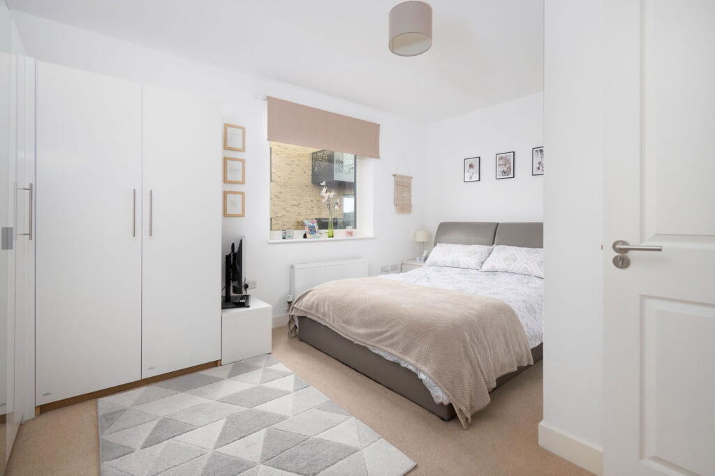 Additional property image - Dobson Way, Trumpington, Cambridge, CB2 9ES