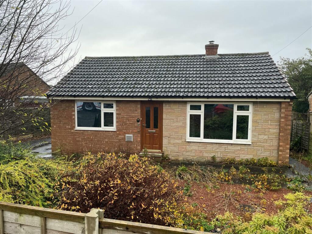 2 bedroom detached bungalow for sale in Leeming Lane, Leeming Bar