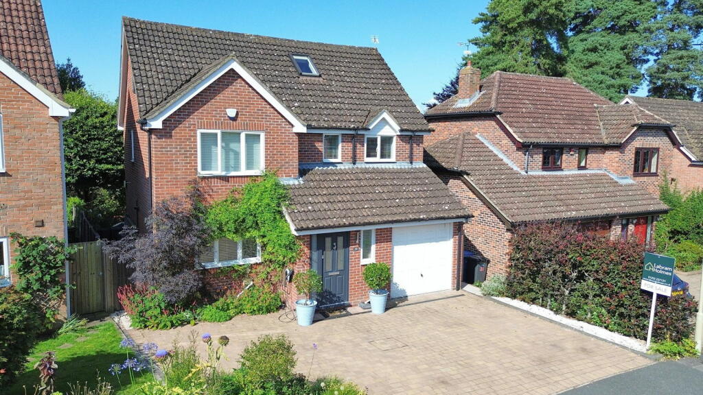 Main image of property: Longmead, Fleet, GU52 7TX