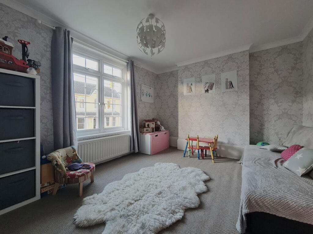 Additional property image - Sandwich Road, Eythorne, Kent