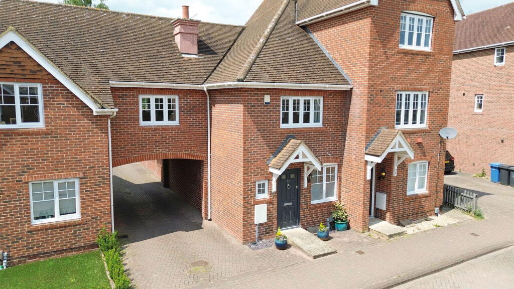 Main image of property: Wintney Street, Fleet, GU51 1AN