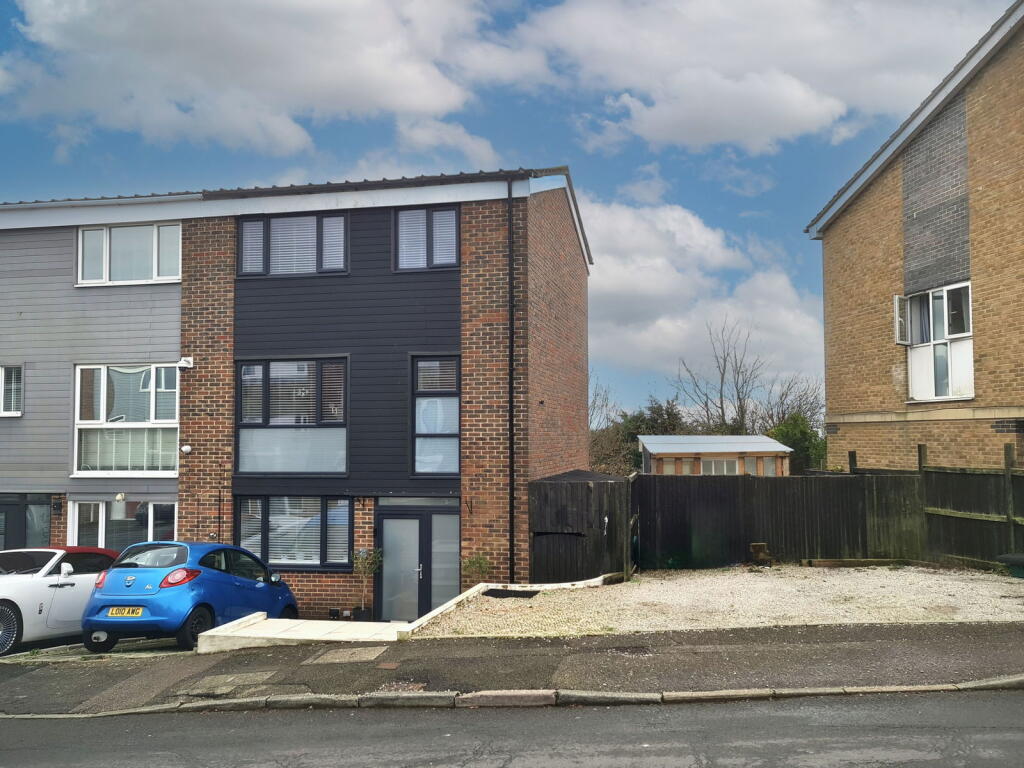 Main image of property: Oxenden Road, Sandgate, Folkestone, Kent, CT20 3NJ