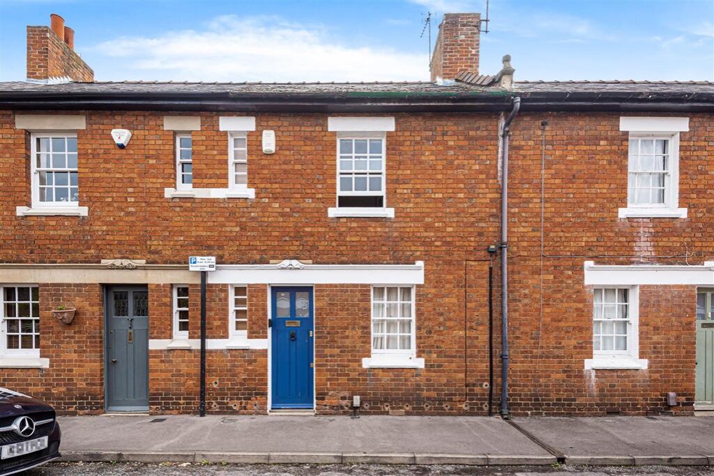2 bedroom terraced house for sale in Hayfield Road, Oxford, Oxfordshire