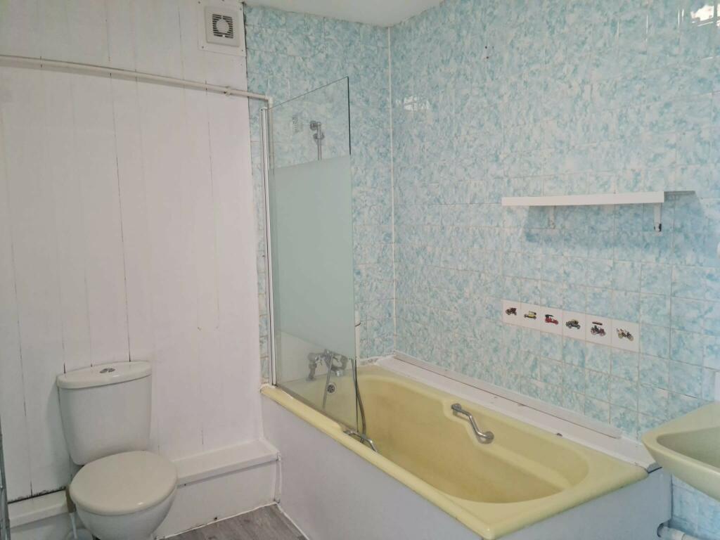 Additional property image - Spacious 3 Bed property in Lansdowne