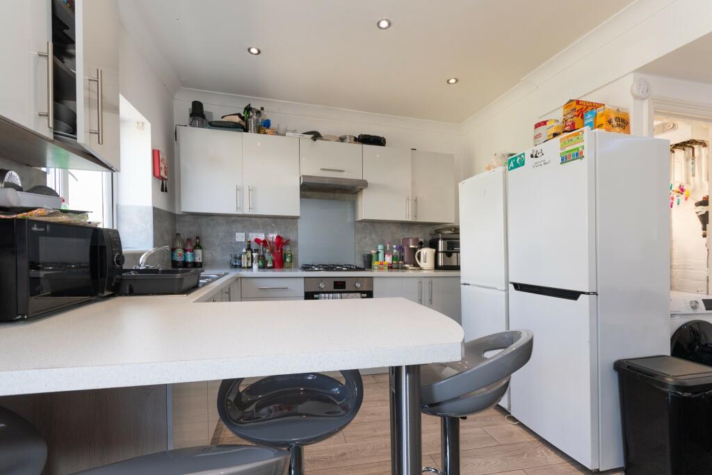 Main image of property: Wycliffe Rd Winton Room Let! FREE DELIVEROO