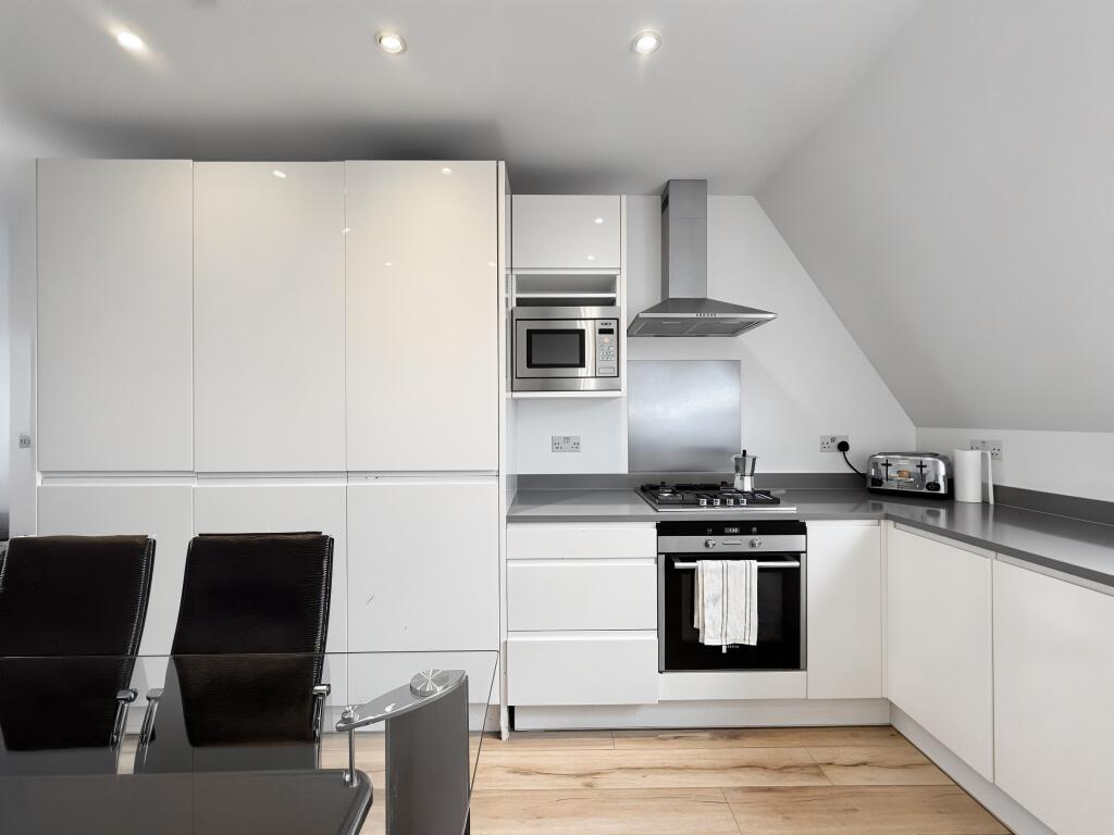 Main image of property: Kilburn High Road, London, NW6 2QJ