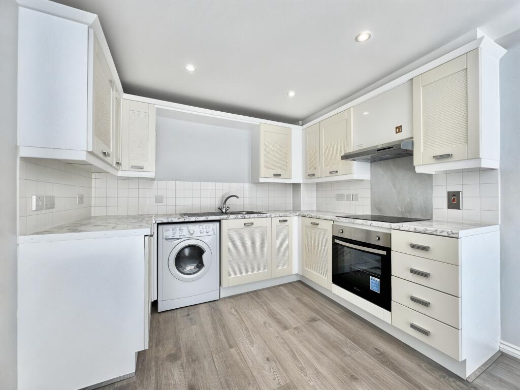 Main image of property: London Road, London, KT2 6QW