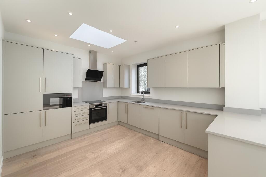 Main image of property: Albert Road, London, NW7 4RX