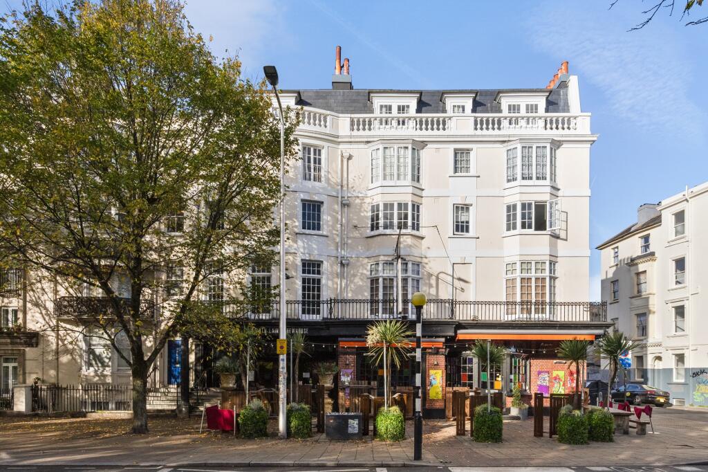 Main image of property: Gloucester Place, Brighton, BN1 4AA,
