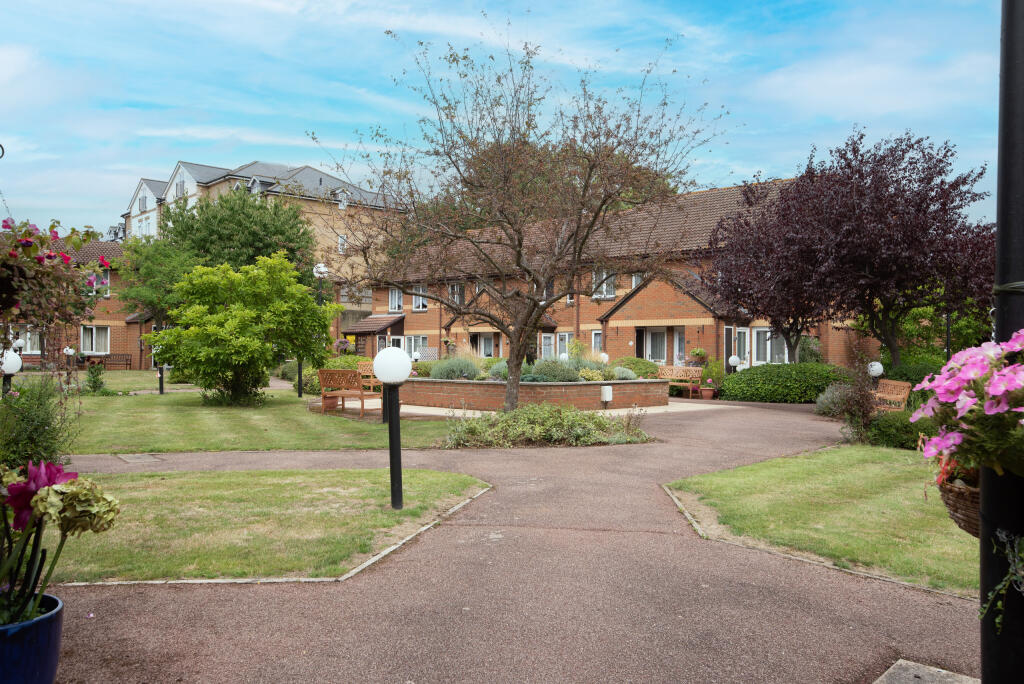 1 bedroom for sale in Beck Court, Beck Lane, Beckenham, Kent
