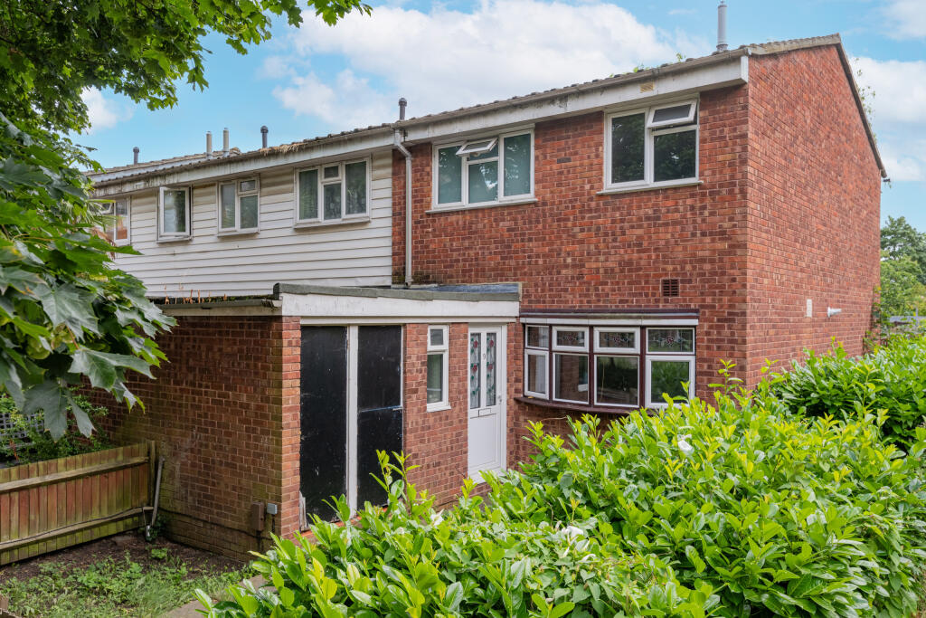 Main image of property: Pawleyne Close, London