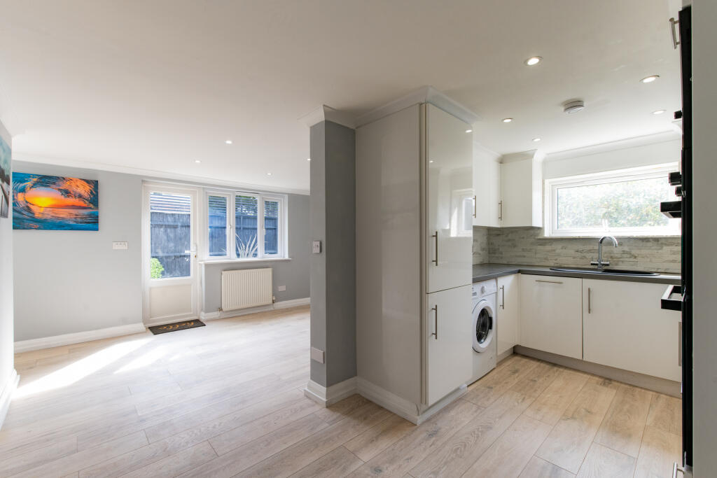 Additional property image - Broomfield Road, Beckenham, Kent