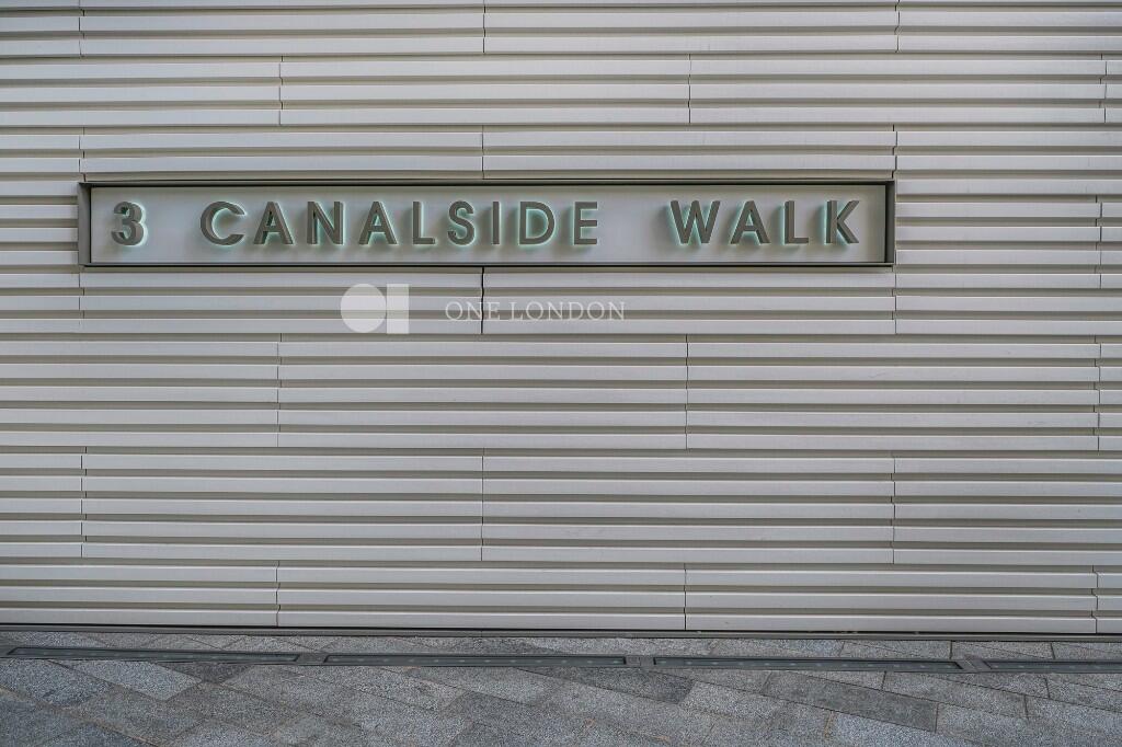 4 bedroom penthouse for sale in Canalside Walk, London, W2