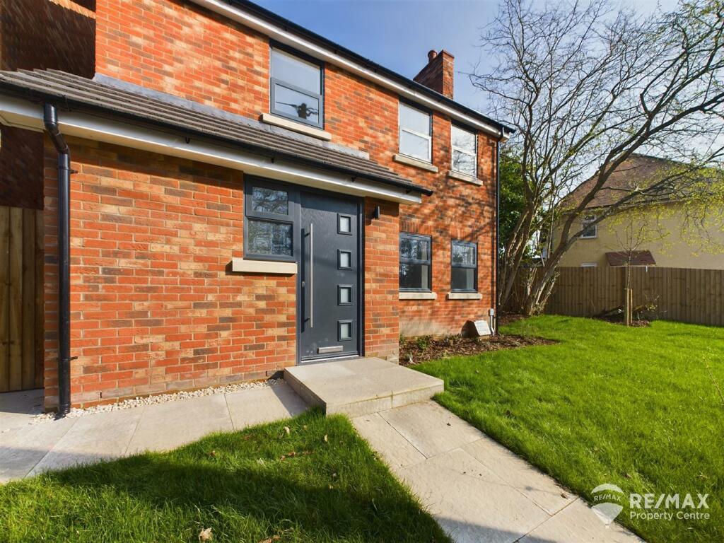 3 bedroom detached house for sale in Wix Road, Ramsey, Harwich, CO12