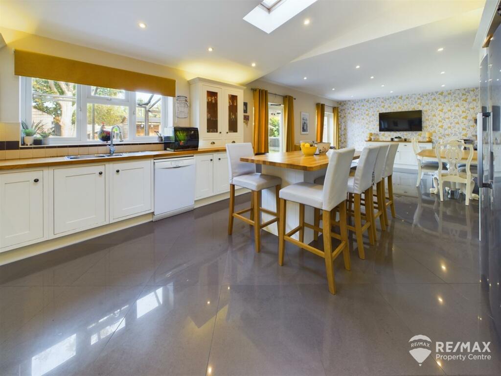 Additional property image - Fronks Road, Harwich