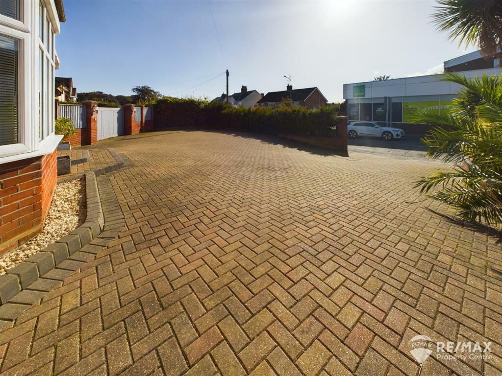 Additional property image - Fronks Road, Harwich