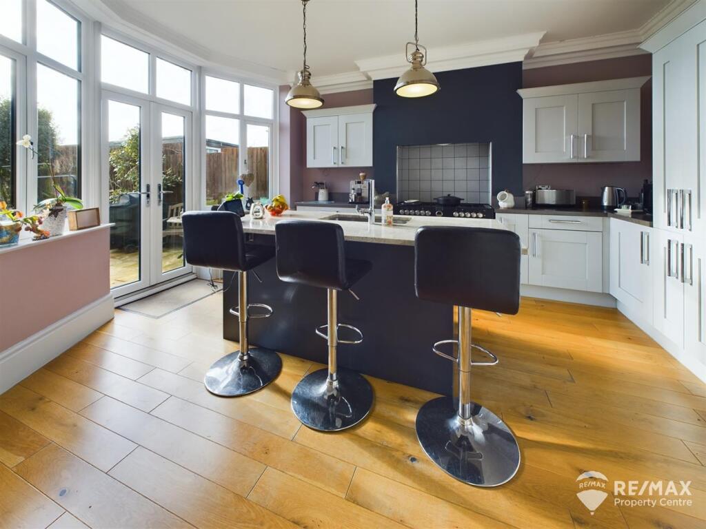 Additional property image - Fronks Road, Harwich