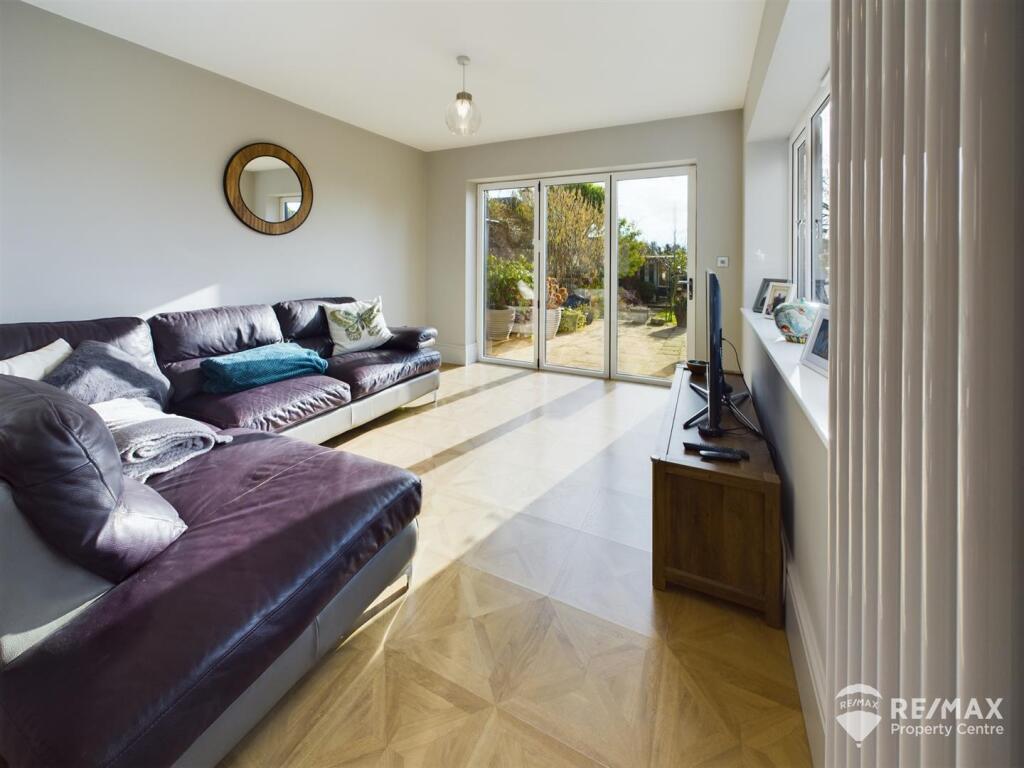 Additional property image - Fronks Road, Harwich