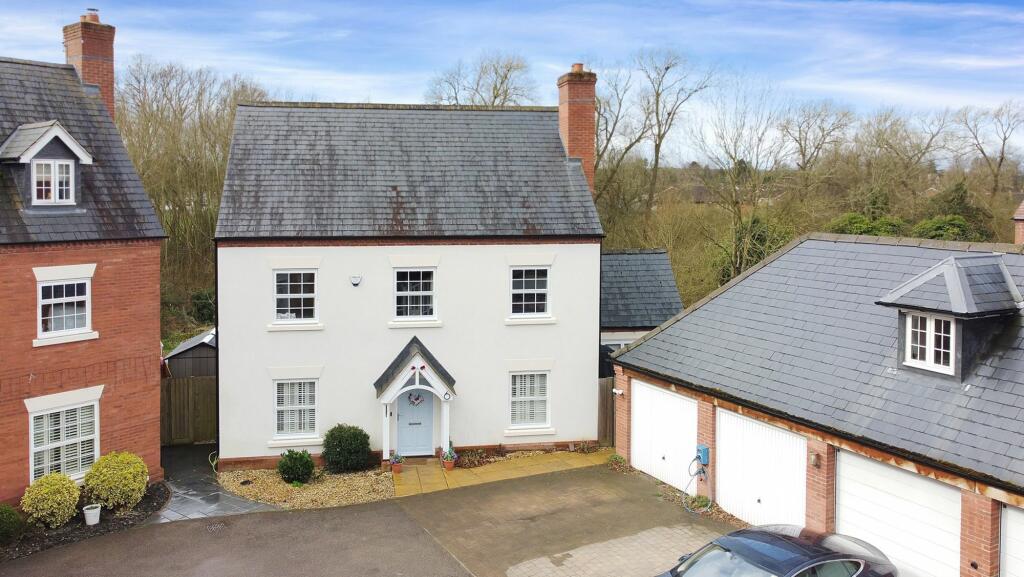 4 bedroom detached house for sale in Flanders Close, Quorn, LE12