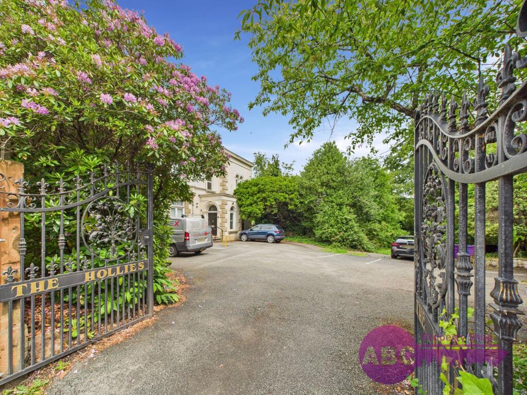 Main image of property: The Hollies, Grange Lane, Gateacre, Liverpool, L25 4RZ