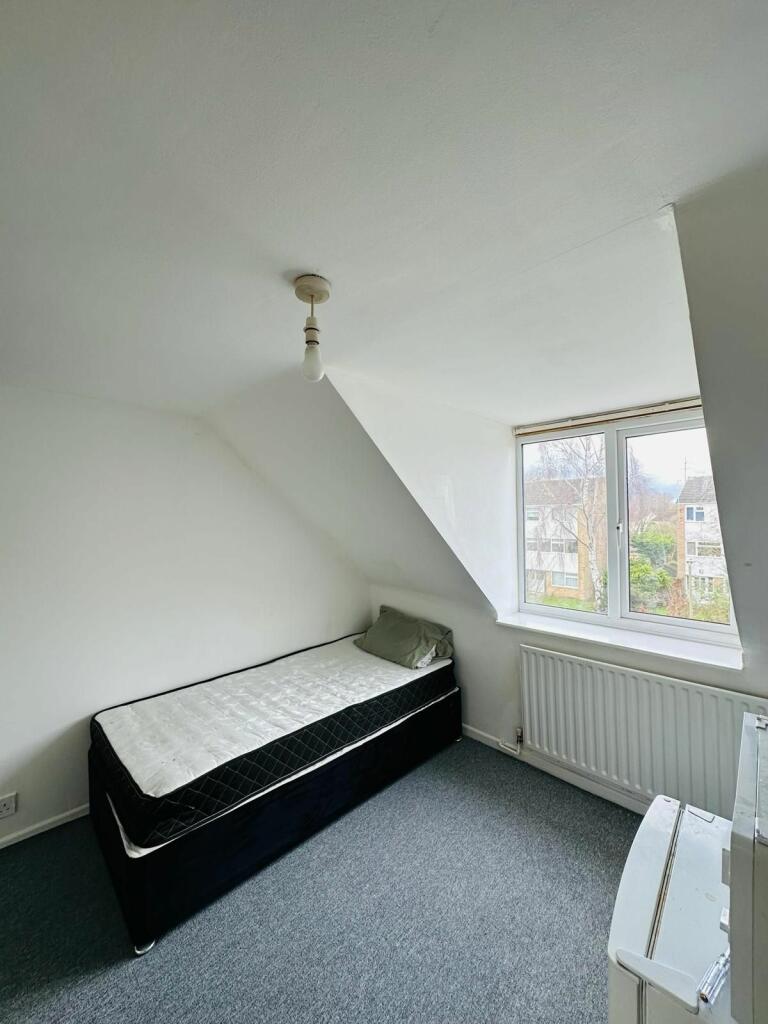 1 bedroom house share for rent in Room 5, OX3