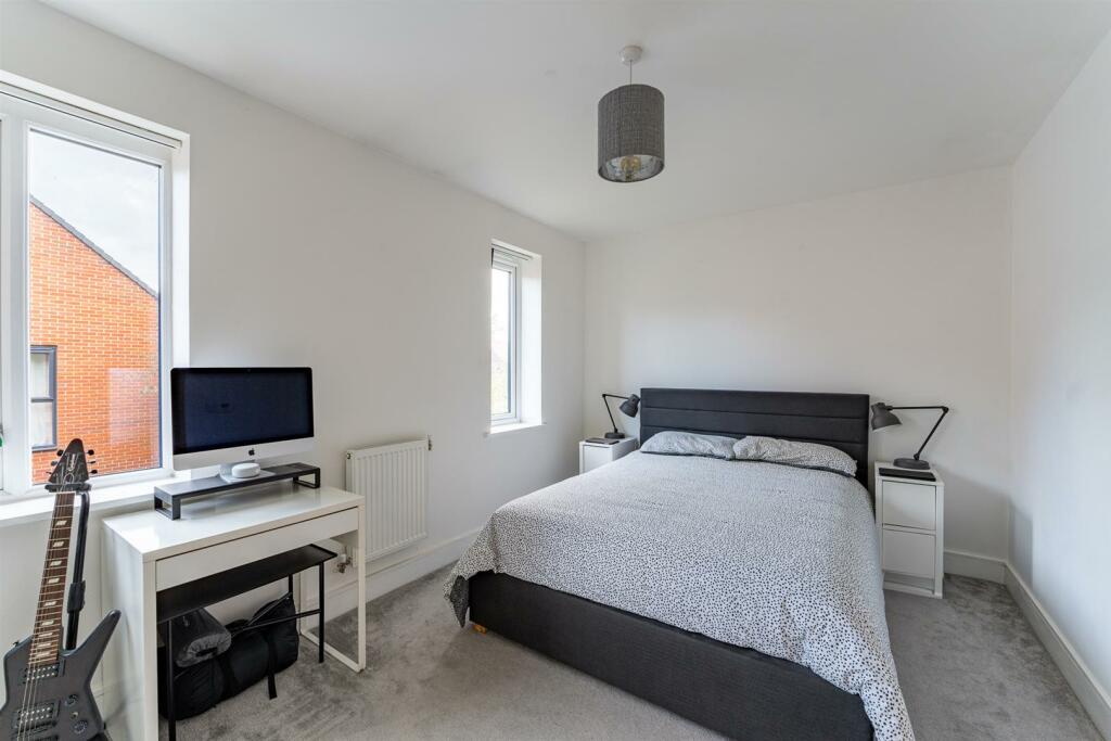 Additional property image - Hannah Drive, Locking - FANTASTIC FIRST HOME