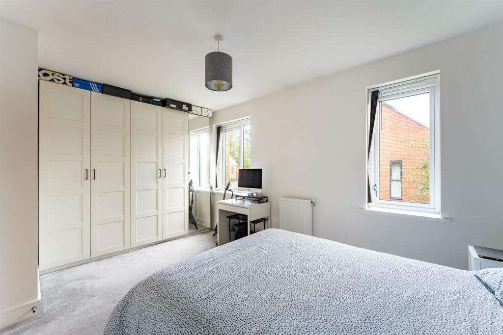 Additional property image - Hannah Drive, Locking - FANTASTIC FIRST HOME