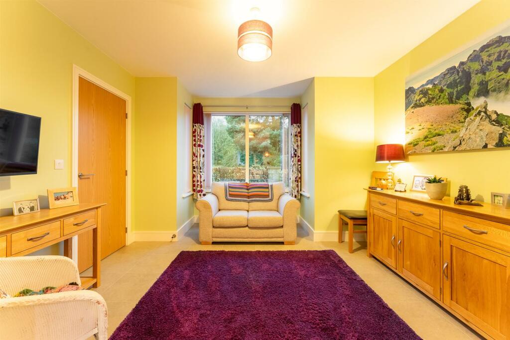 Additional property image - Farnborough Road, Locking Parklands - A MUST VIEW