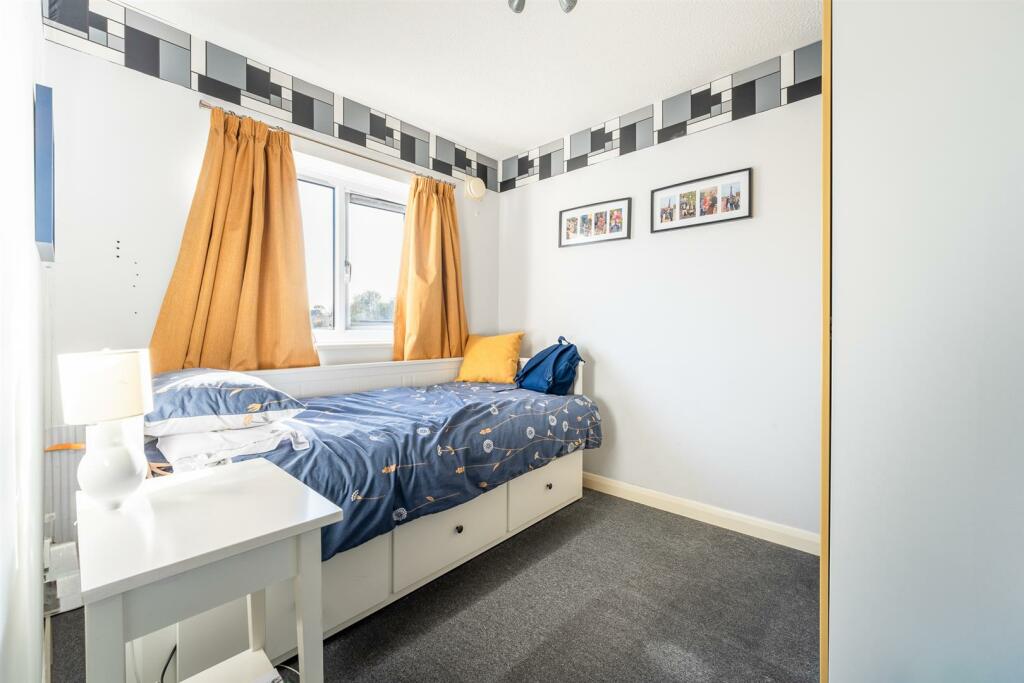 Additional property image - Blaisdon, Locking Castle - LARGER THAN AVERAGE HOME