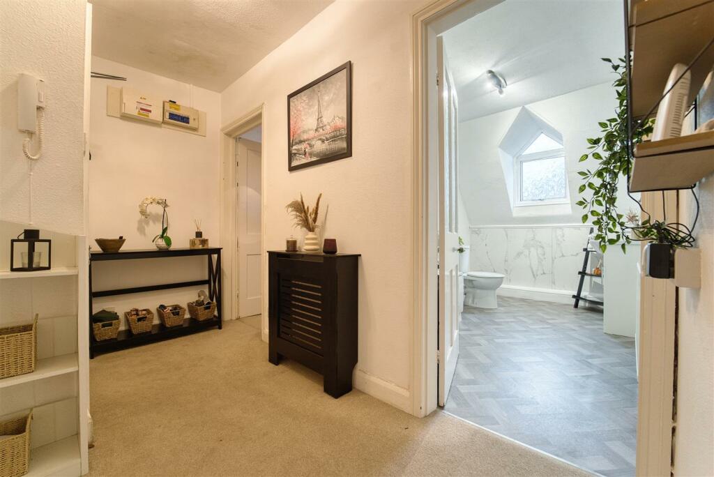 Additional property image - Princes Road, Clevedon - PERFECT PERIOD APARTMENT