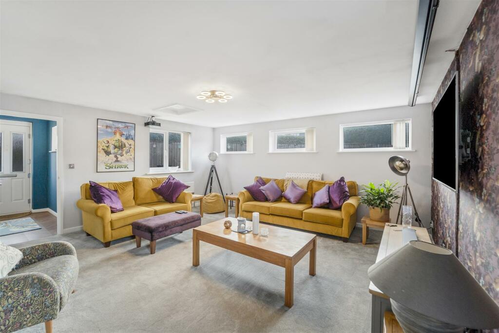 Additional property image - Bisdee Road, Hutton - BEAUTIFUL EXTENDED HOME
