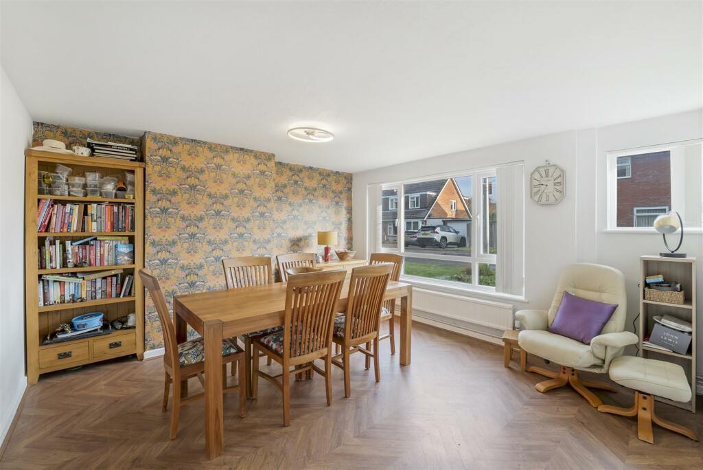 Additional property image - Bisdee Road, Hutton - BEAUTIFUL EXTENDED HOME